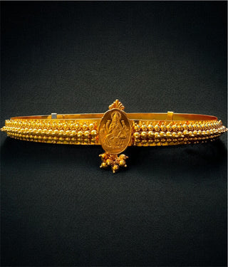 The Vaidehi Silver Oddiyanam Waist belt