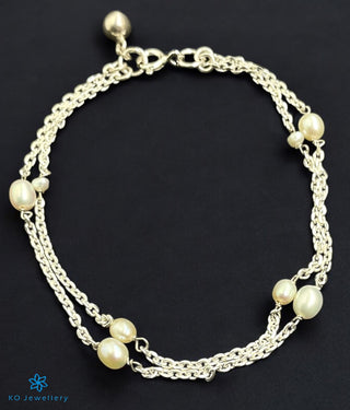 The Harit Silver Pearl Bracelet