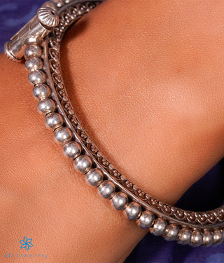 The Eshana Silver Openable Bracelet (Size 2.4)