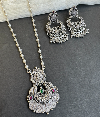 The Dharani Silver Lakshmi Pearl Necklace & Earrings