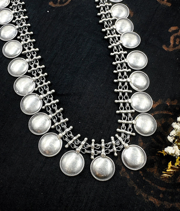 The Silver Antique Necklace