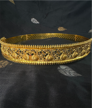 The Sharmistha Silver Peacock Oddiyanam/Waist belt)