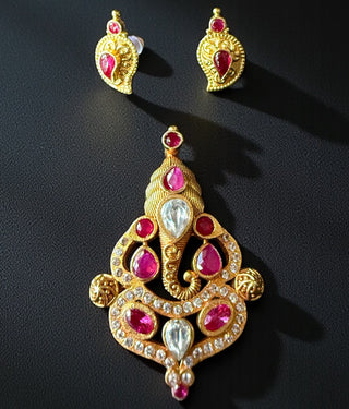 The Sumukh Silver Ganesha Pendant & Earrings