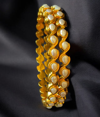 The Piyali Silver Pearl Bangle- Single (Size/2.2/ 2.4/2.6/2.8)