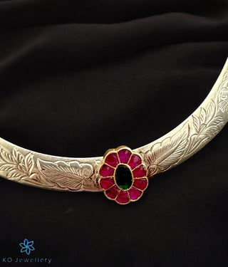 Aachal silver antique necklace - close up