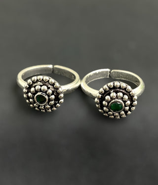 The Ishani Silver Gemstone Toe-Rings