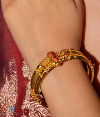 The Kumud Silver Coorgi Bracelet (Two layers Size 2.4/2.6/2.8)