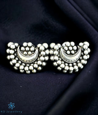 The Narayani Silver Necklace & Earrings