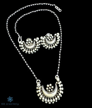 The Narayani Silver Necklace & Earrings