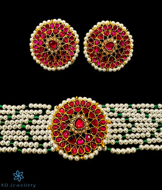 The Hasvika Silver Jadau  Necklace & Earrings