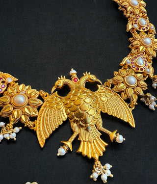 The Atyukti Silver Gandaberunda Pearl Necklace