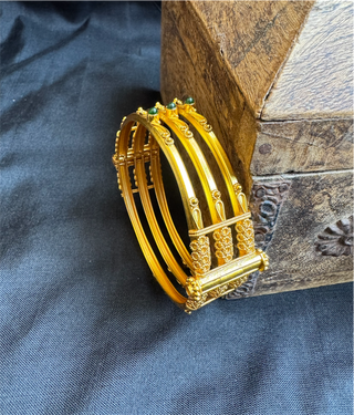 The Suhana Silver Bracelet-Single (Size /2.2/2.4/2.6/2.8) (Green)