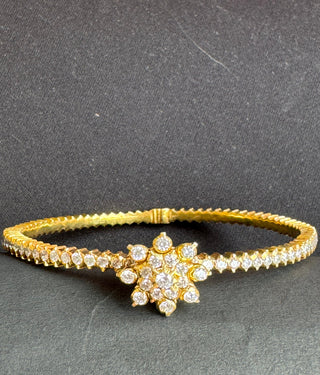 The Kavini Silver Traditional Close Setting Diamond Openable Kada -Single (Size 2.6)