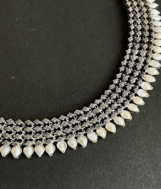 The Raadhvi Silver Pearl Necklace (Oxidised)