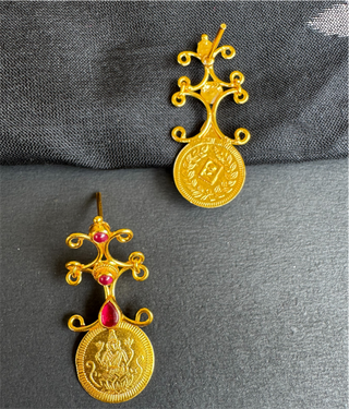 The Veda Silver Kasu Necklace