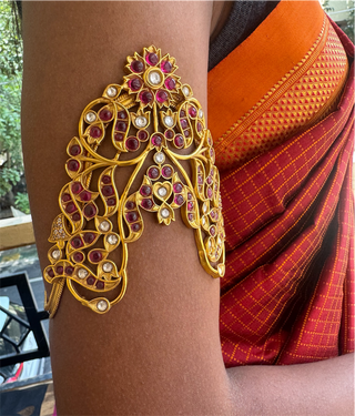 The Vedya Silver Kemp Floral Bridal Armlet or Vanki