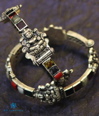 The Shri Silver Navratna Bracelet (Oxidised/Size 2.2/2.4/2.6/2.8)