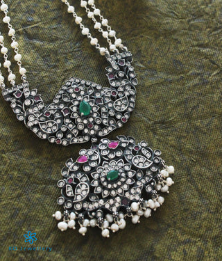 The Prayag Silver Pearl Makarakanti Necklace