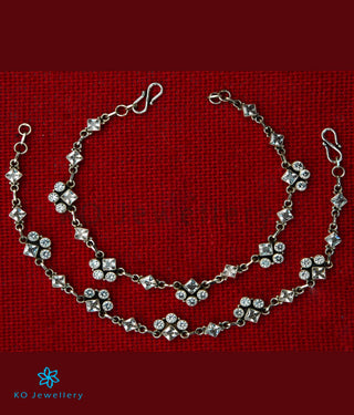 The Pratham Silver Gemstone Anklets (White)