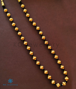 The Vaishnavi Jomale Silver Necklace (Black)