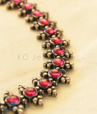 The Navita Silver Kempu Necklace (Oxidised)