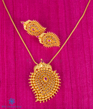 The Prashanti Silver Paisley Pendant