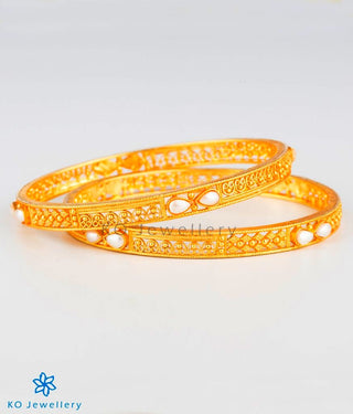 The Ramyati Silver Pearl Bangle (Size/2.2/2.4/2.6/2.8)