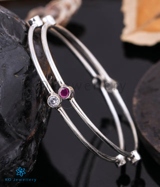 The Alaya Silver Gemstone Bangle (Red/White/Size 2.4)