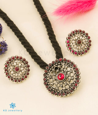 The Mithya Silver Thread Necklace