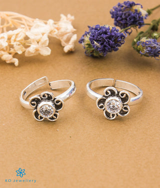 Manasa Silver Toe-Rings (white)