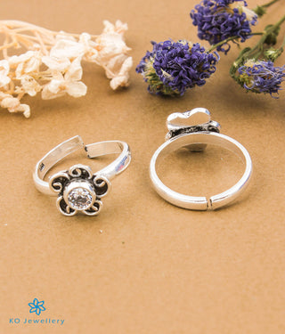 Manasa Silver Toe-Rings (white)