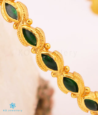 The Eka Silver Kempu Bangle (Green/Size 2.2/2.4/2.8)