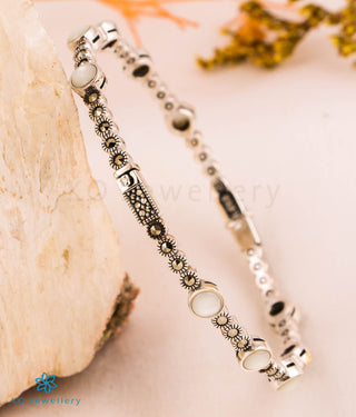 The Embellished Silver Marcasite Bracelet (White)