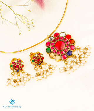 The Uzma Silver Kundan Pendant Set