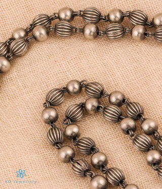 The Yadhunandana Silver Krishna Beads Nakkasi Necklace