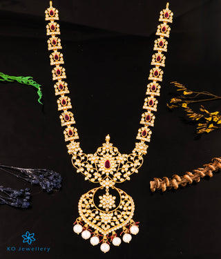 The Chitraksh Silver Necklace & Earrings