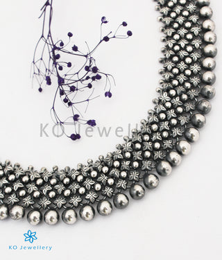 The Shringara Antique Silver Necklace (Oxidised)