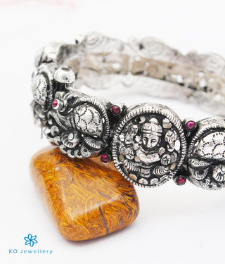 The Sindhura Silver Lakshmi Peacock Bracelet (Oxidised/Size 2.2/2.4/2.6/2.8)