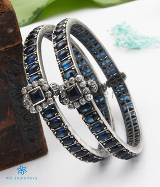 The Samatva Silver Kemp Bracelet (Blue/Oxidised; Size 2.2/2.4/2.6/2.8)