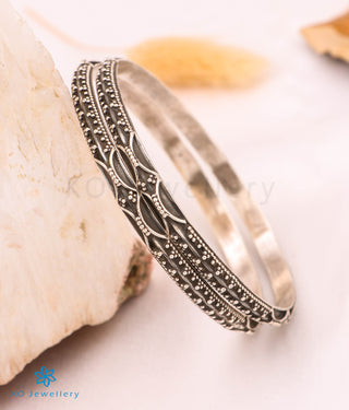 Buy Handcrafted Silver Kadas Online