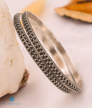 Buy Handcrafted Silver Kadas Online