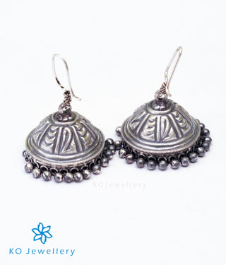 The Nellikai Sara Silver Layered Necklace(Oxidised)