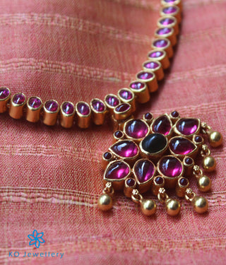 Traditional South Indian addige necklace